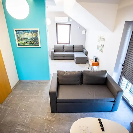 Gray Brick * Szabadka